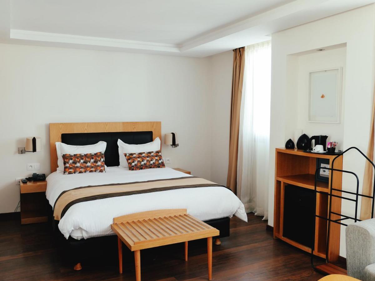 Le Pietri Urban Hotel Рабат Экстерьер фото