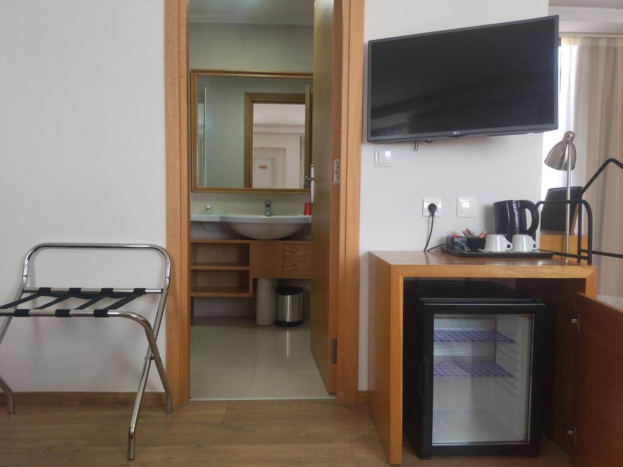 Le Pietri Urban Hotel Рабат Экстерьер фото